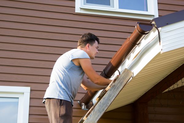 Cost of Porch Gutter Replacement in Independence