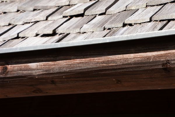 Cost of Wood Gutter Service in Independence