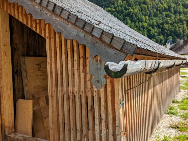 Cost of Wood Gutter Repair in Independence