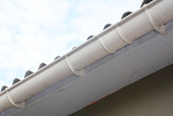 Cost of Plastic Gutter Installation in Independence